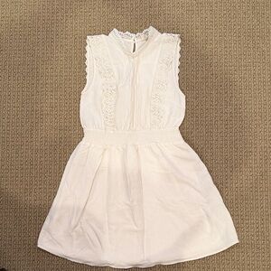 Cream Lace Sleeveless Dress